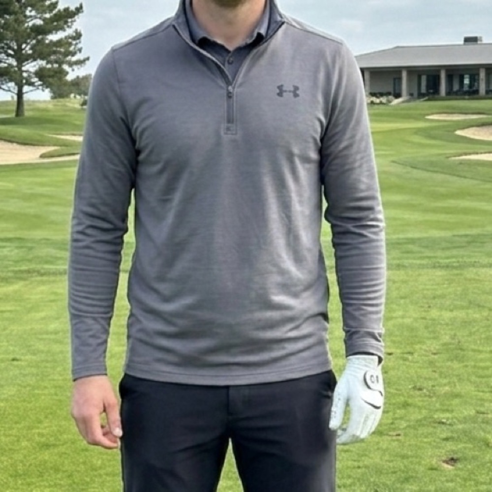 Under Armour Gray Quarter Zip Golf Pullover - Unisex Medium